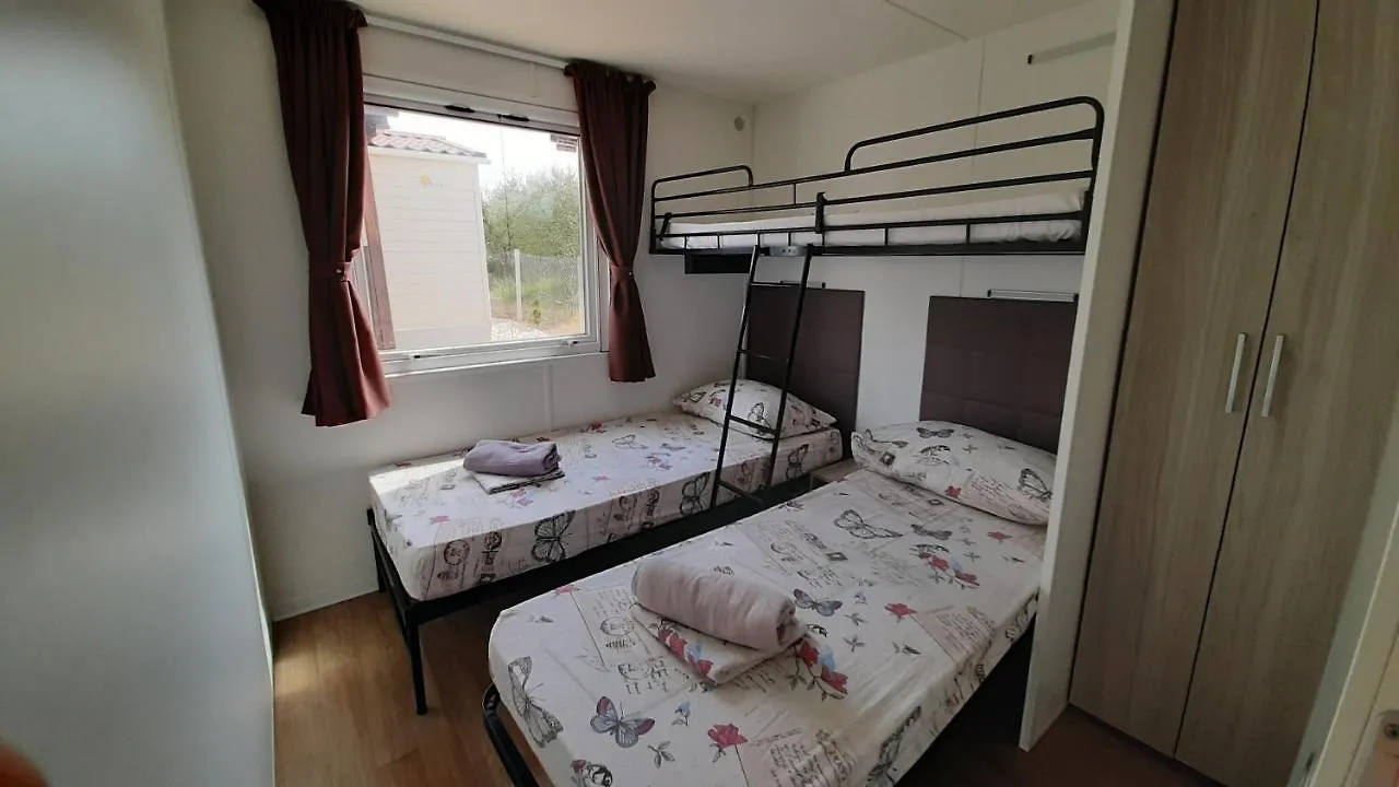 Kemp Mobile Homes Kamp Maslina, Biograd Na Moru Chorvatsko