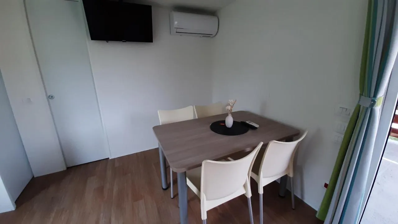 Mobile Homes Kamp Maslina, Biograd Na Moru Κάμπινγκ