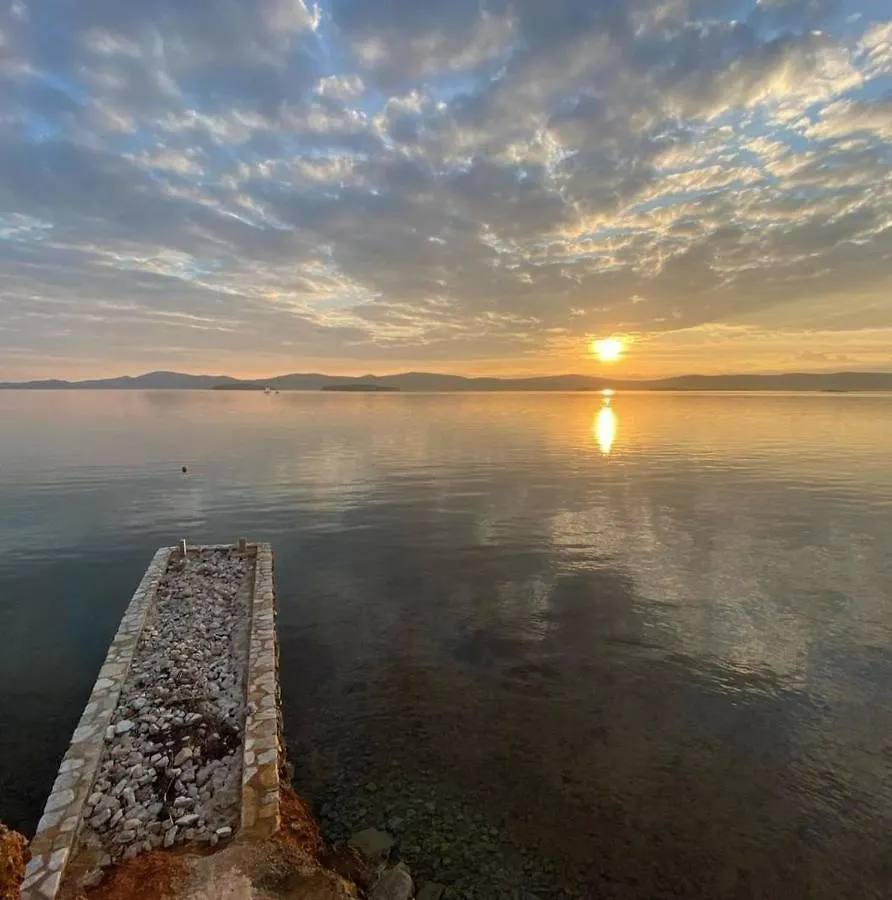 Camping Mobile Homes Kamp Maslina, Biograd Na Moru