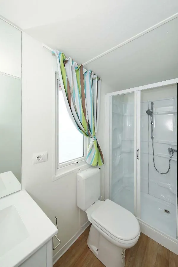Camping Mobile Homes Kamp Maslina, Biograd Na Moru